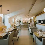 The Lumiares & - Small Luxury Of The World Apartmanhotel 5*