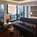 The Lumiares & - Small Luxury Of The World 5* Lisbona
